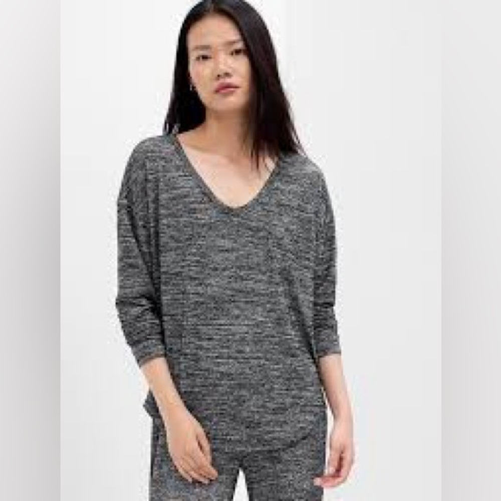 GAP | Softspun V-Neck PJ T-Shirt Sz S